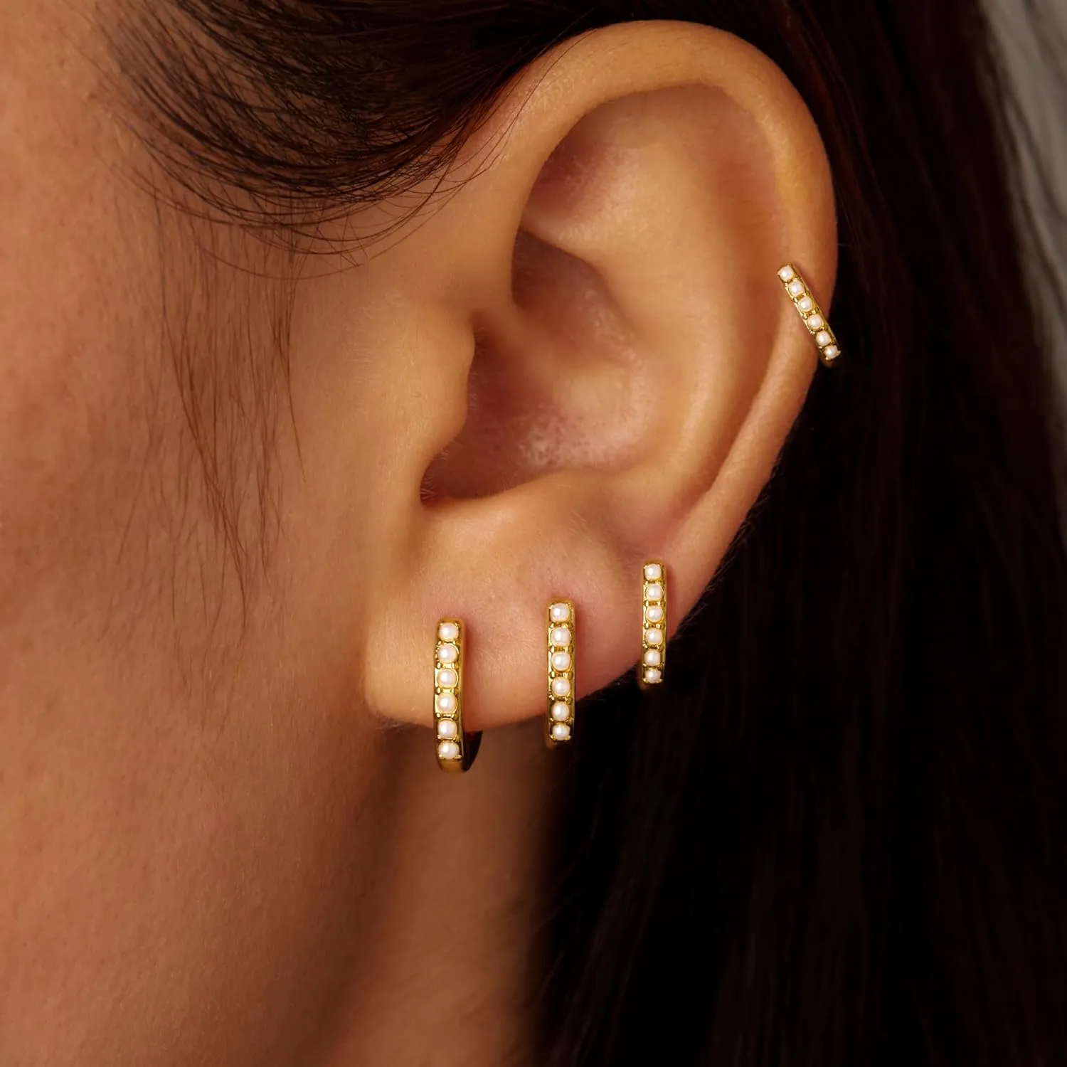Small Silver Hoop Earrings Set for Women, Dainty Tiny Lightweight Cubic Zirconia Cuff Silver Huggie Earrings Mini Hoops Cartilage Earring Silver Earrings Set for Multiple Piercing Jewelry for Women